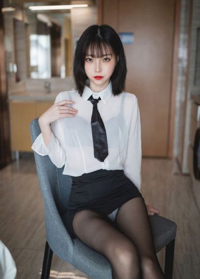 偶像女友堕落ntr动漫在线观看_高清免费在线观看