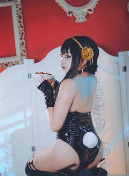 一个好妈妈蘑菇_JVID性感写真