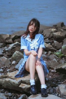 美女脱个精光18_高清超清免费观看
