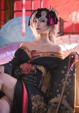 有钱男与贫穷女_1080P电影免费在线